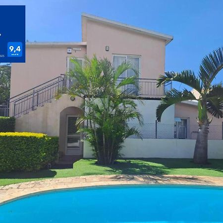 Appartement Paisible Avec Jardin & Piscine Albion Exterior foto