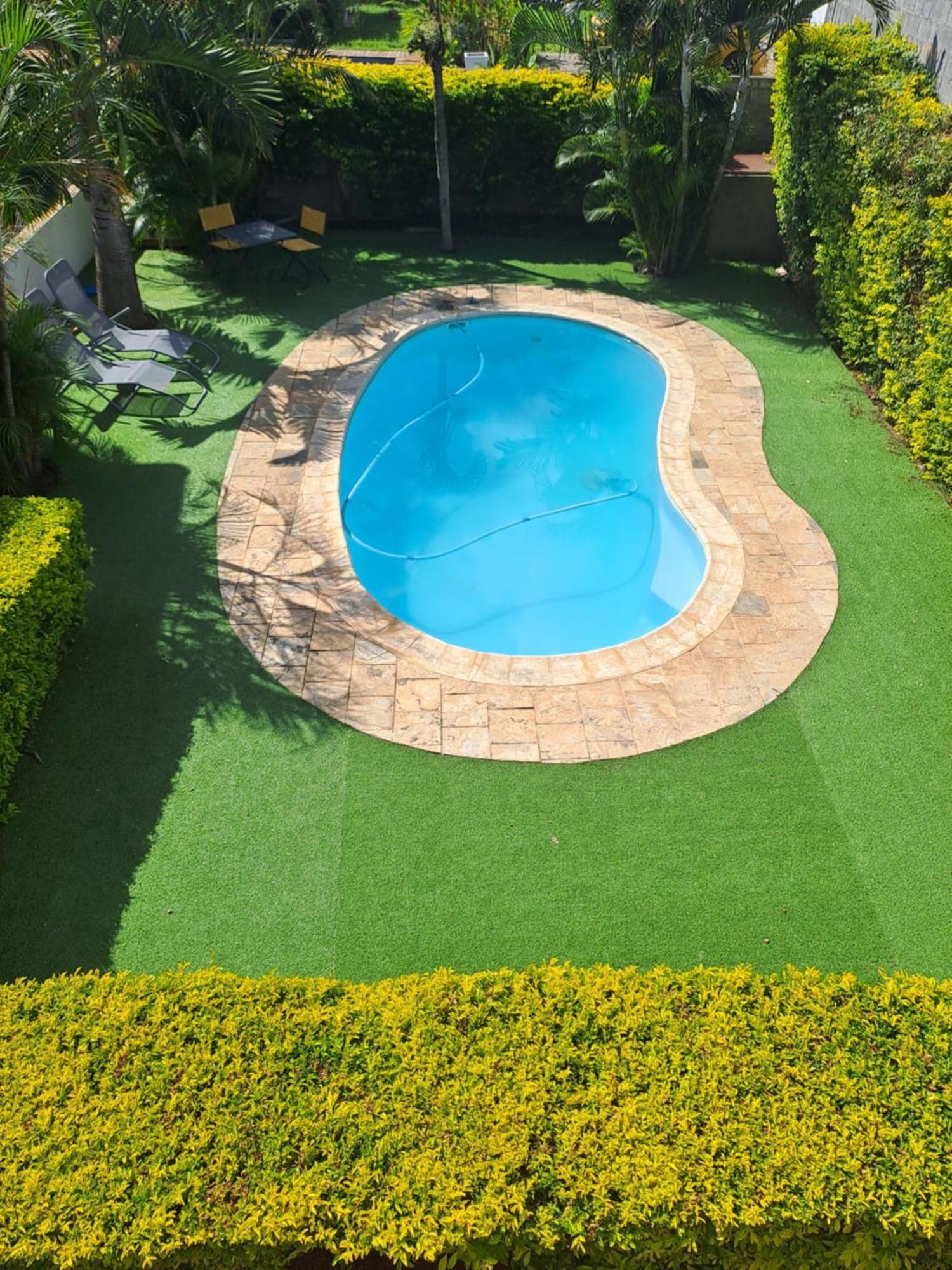 Appartement Paisible Avec Jardin & Piscine Albion Exterior foto